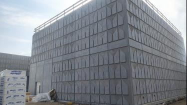 PLASMACEM - TAILOR MADE CONCRETE - REALIZZAZIONE DI NUOVO EDIFICIO INDUSTRIALE CON MATRICE A DISEGNO